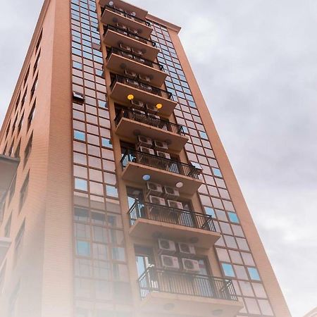 Kibo Palace Apartments อารูชา ภายนอก รูปภาพ