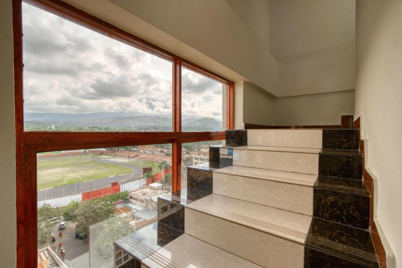 Kibo Palace Apartments อารูชา ภายนอก รูปภาพ