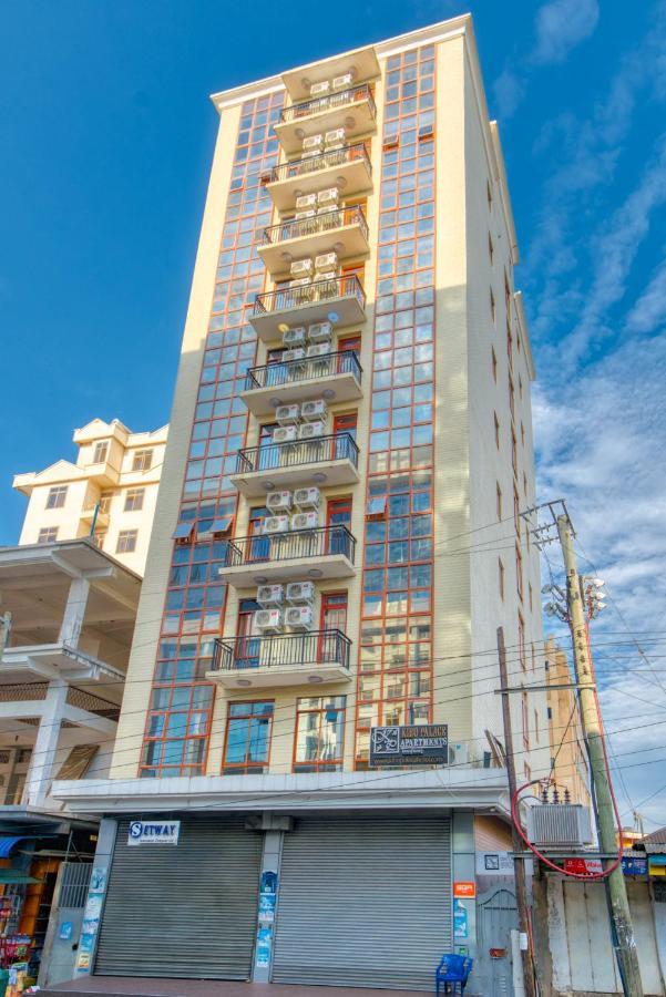 Kibo Palace Apartments อารูชา ภายนอก รูปภาพ
