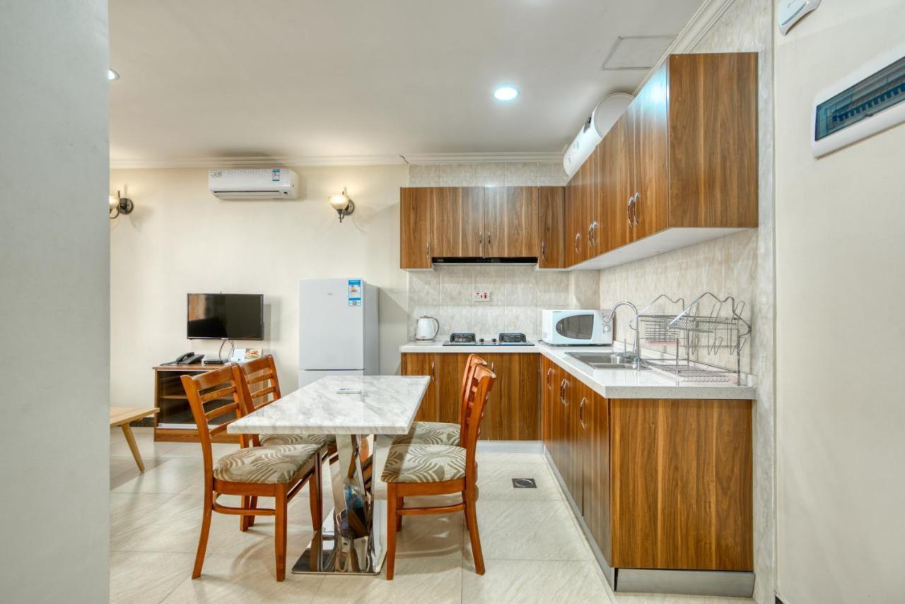 Kibo Palace Apartments อารูชา ภายนอก รูปภาพ