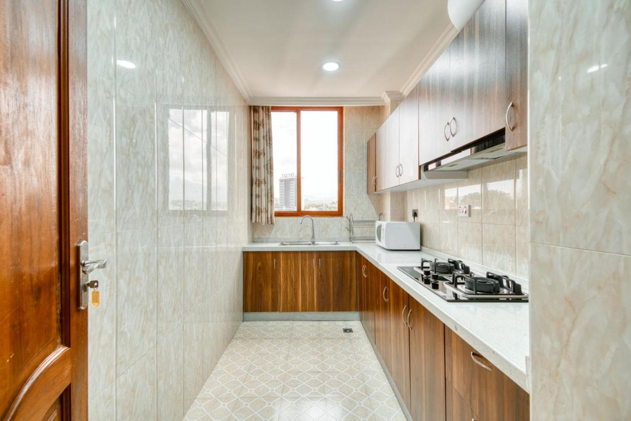 Kibo Palace Apartments อารูชา ภายนอก รูปภาพ