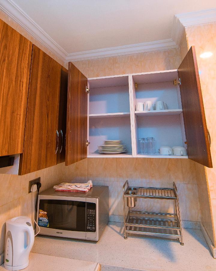 Kibo Palace Apartments อารูชา ภายนอก รูปภาพ